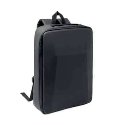 Novix 15" laptop hátizsák EVA előlappal 15 l kapacitás. Párnázott laptoprekesz, belső és oldalsó hálós zseb